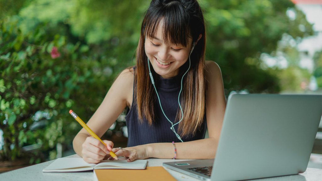 Essay writing tips.