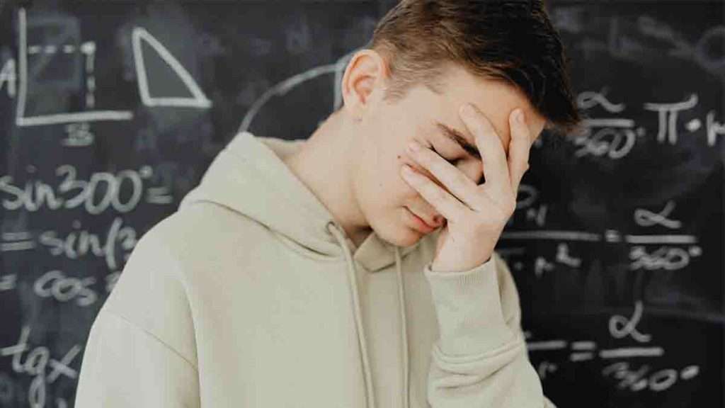 How to inspire students who do not care about their future.